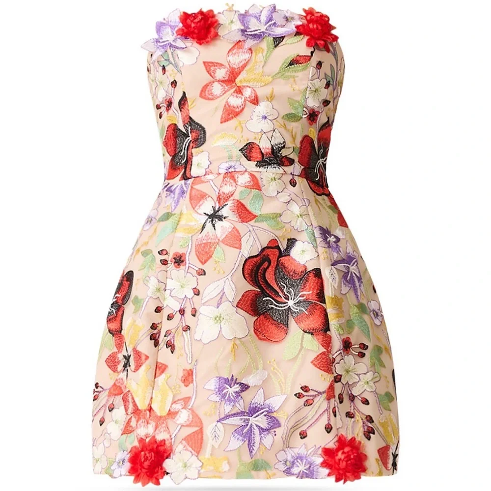 NWT - Elliatt Floral Dress - Super Elegant! - Picture 6 of 9